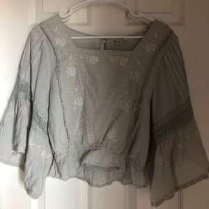 AE BOHO EMBROIDERED TOP
